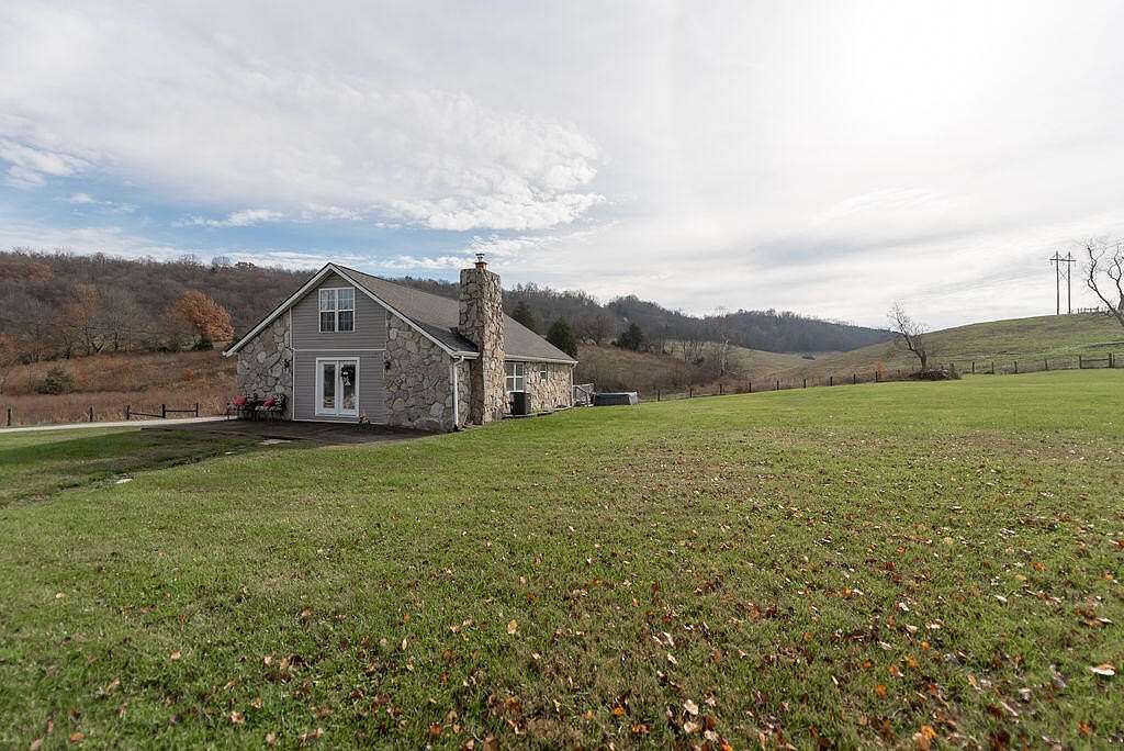 7 Acres of Land with Home for Sale in Frankfort, Kentucky