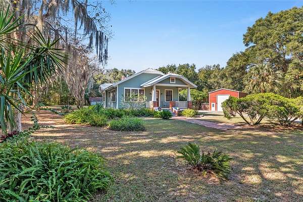 6.38 Acres of Residential Land with Home for Sale in Weirsdale, Florida