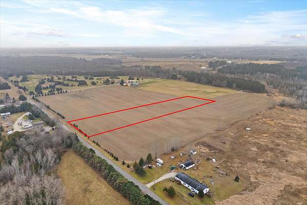 5 Acres of Agricultural Land for Sale in Sturgeon Bay, Wisconsin