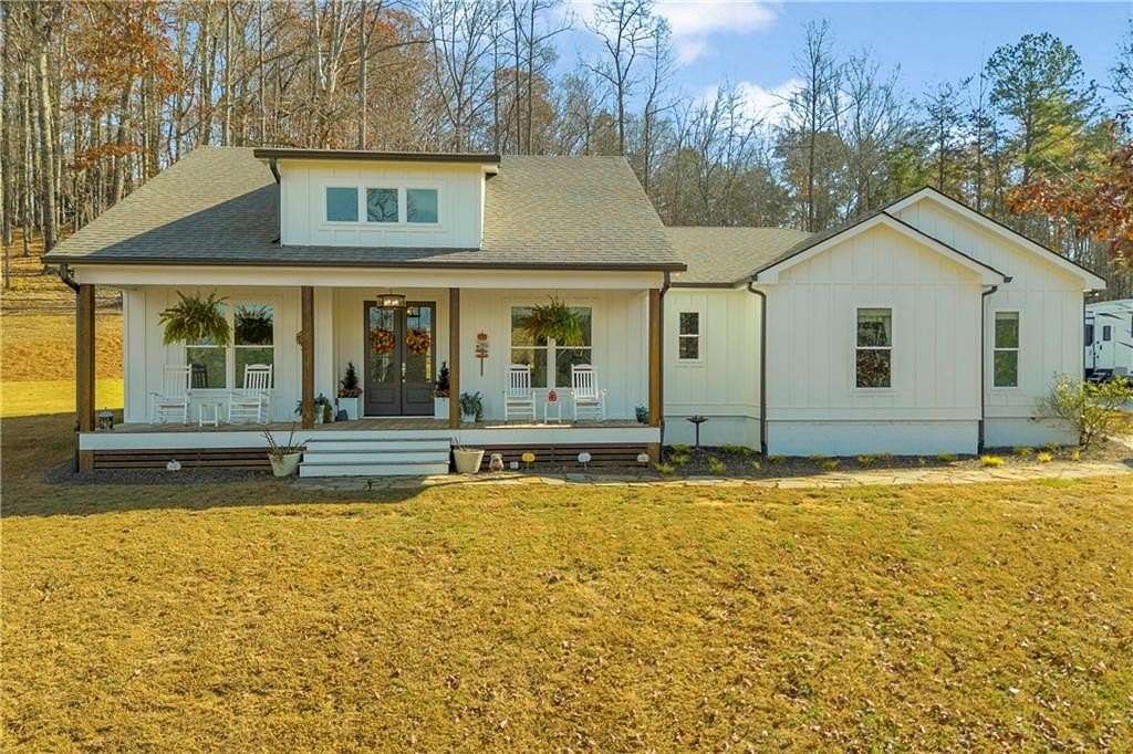 2.43 Acres of Residential Land with Home for Sale in Dahlonega, Georgia