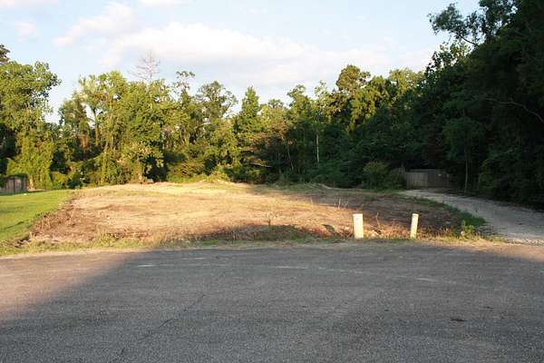 0.66 Acres of Residential Land for Sale in Ponchatoula, Louisiana
