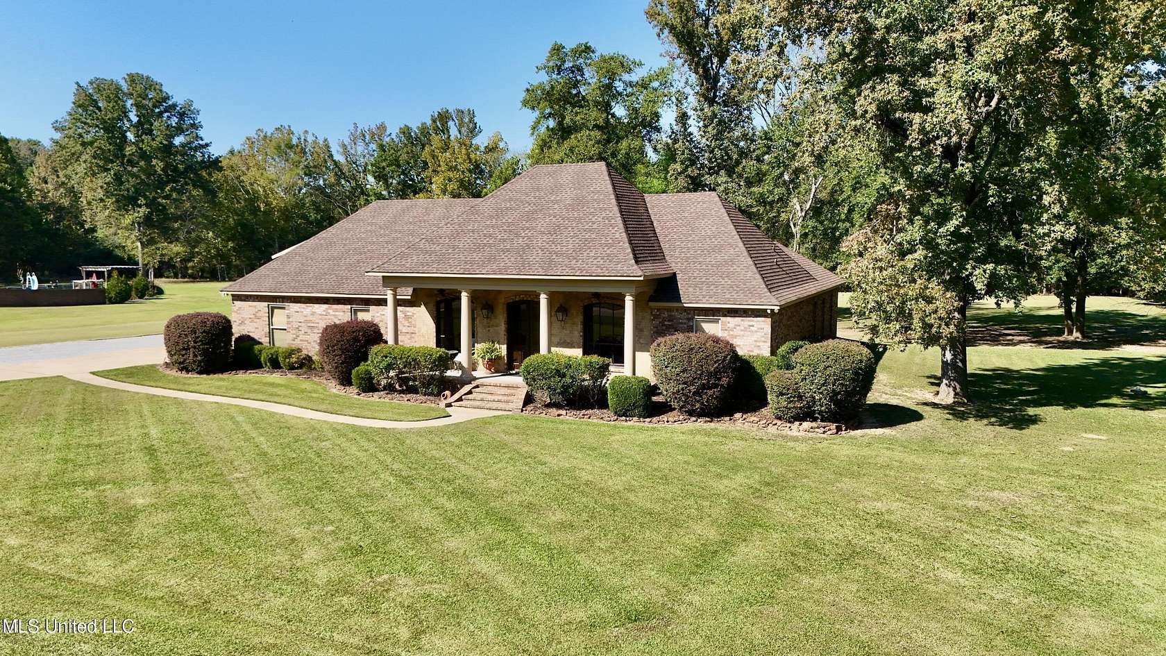 2 Acres of Residential Land with Home for Sale in Clinton, Mississippi