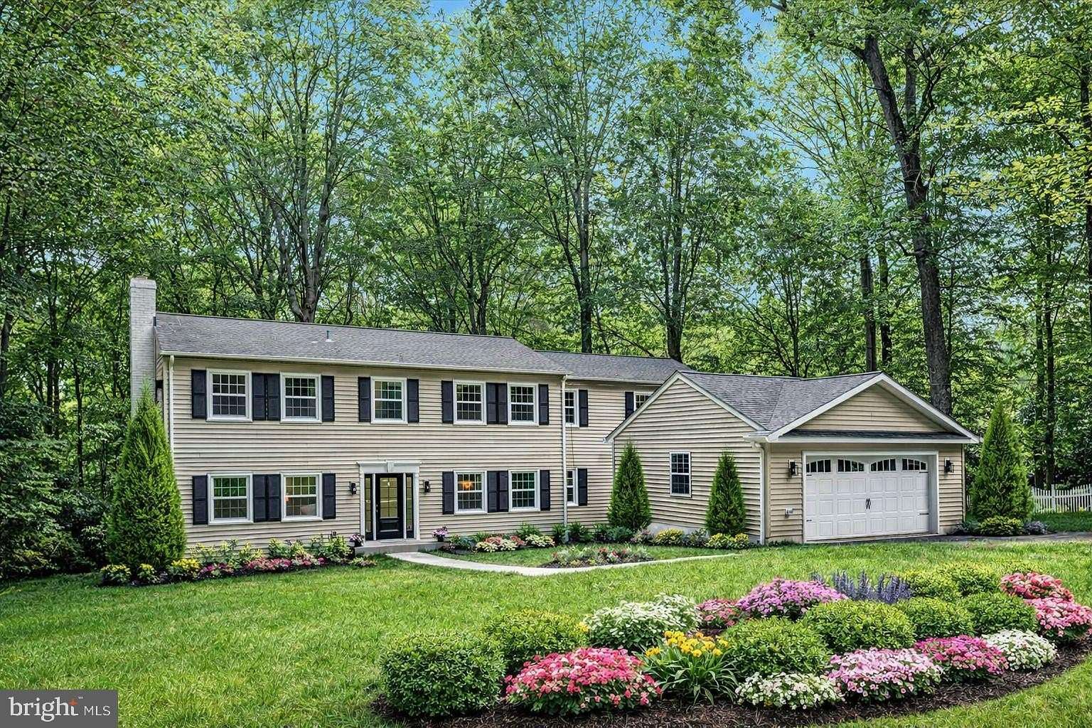 2 Acres of Residential Land with Home for Sale in Clifton, Virginia