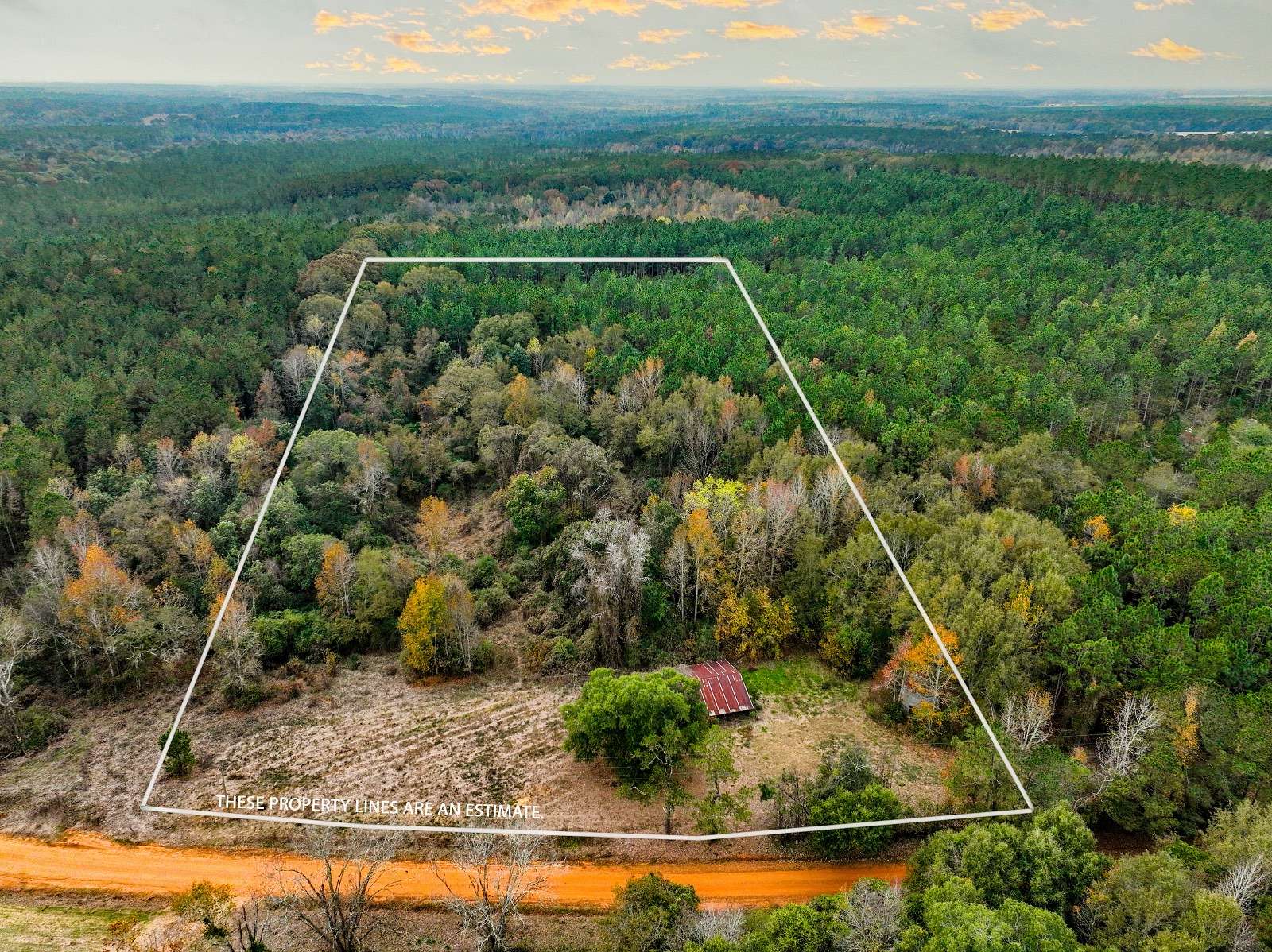 7 Acres of Land for Sale in Coffee Springs, Alabama