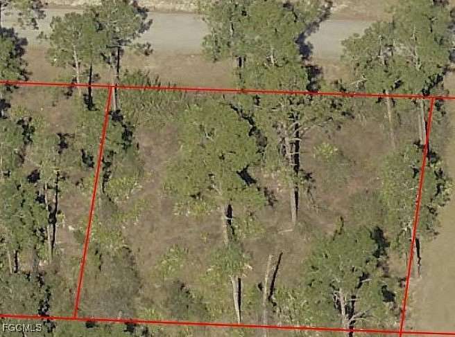 0.25 Acres of Residential Land for Sale in Lehigh Acres, Florida