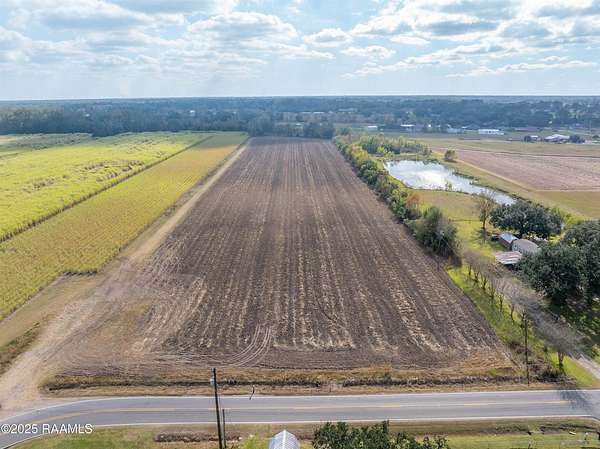 8.4 Acres of Residential Land for Sale in Breaux Bridge, Louisiana