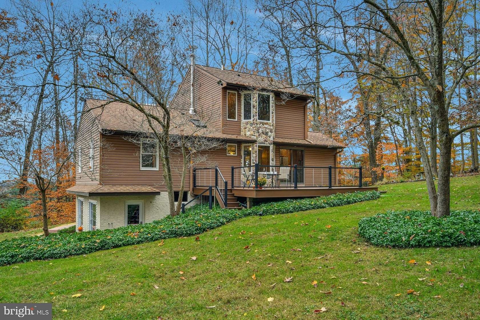 2.9 Acres of Residential Land with Home for Sale in Glenmoore, Pennsylvania