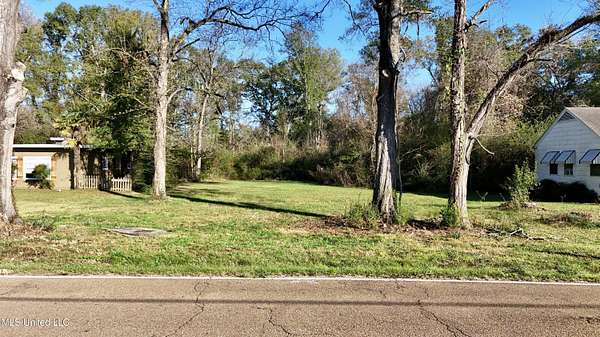 1.22 Acres of Mixed-Use Land for Sale in Clinton, Mississippi