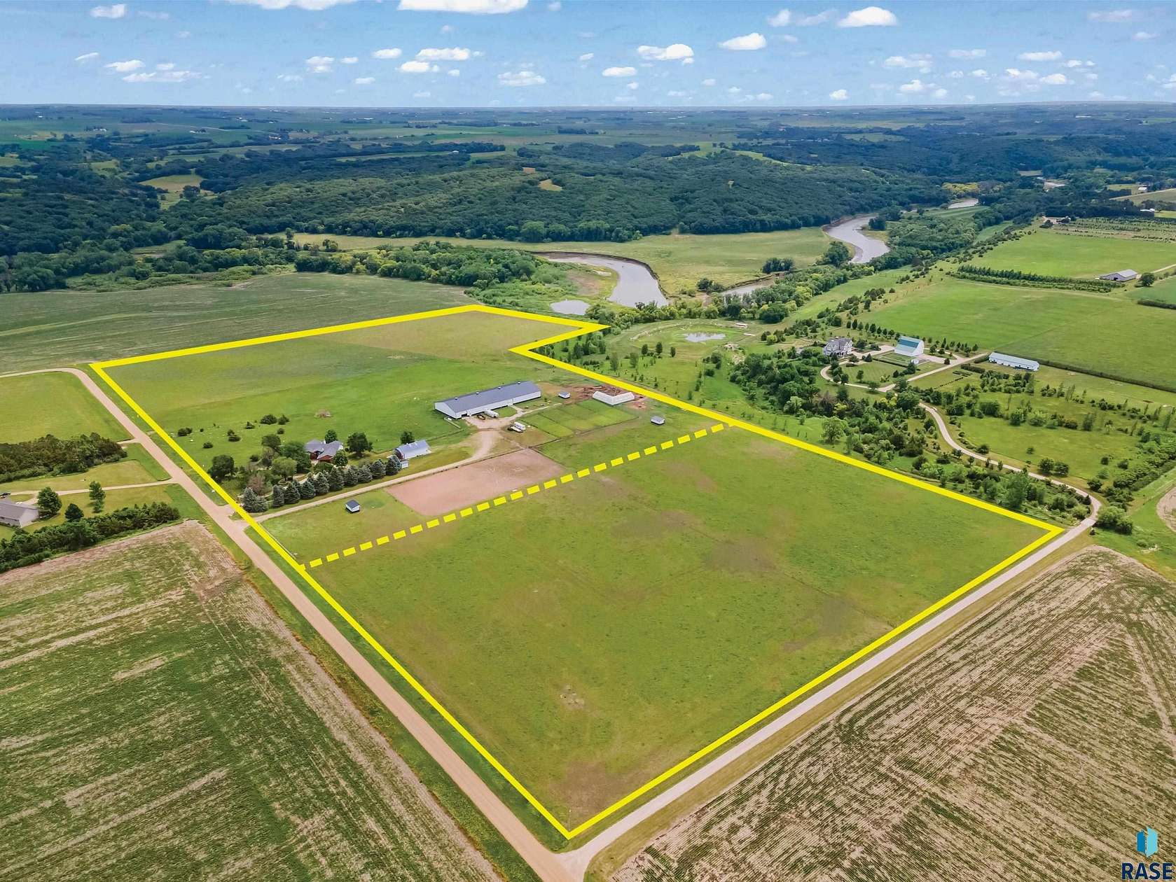 33.7 Acres of Agricultural Land with Home for Sale in Canton, South Dakota