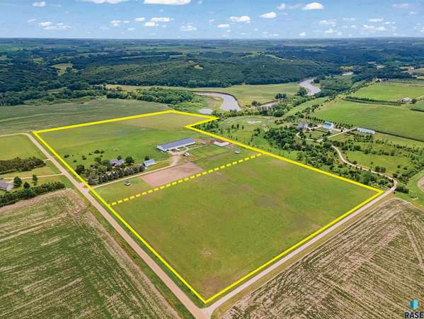 33.7 Acres of Agricultural Land with Home for Sale in Canton, South Dakota