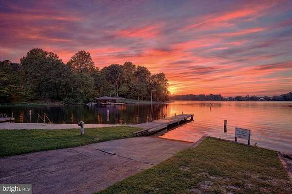 2 Acres of Residential Land for Sale in Mineral, Virginia