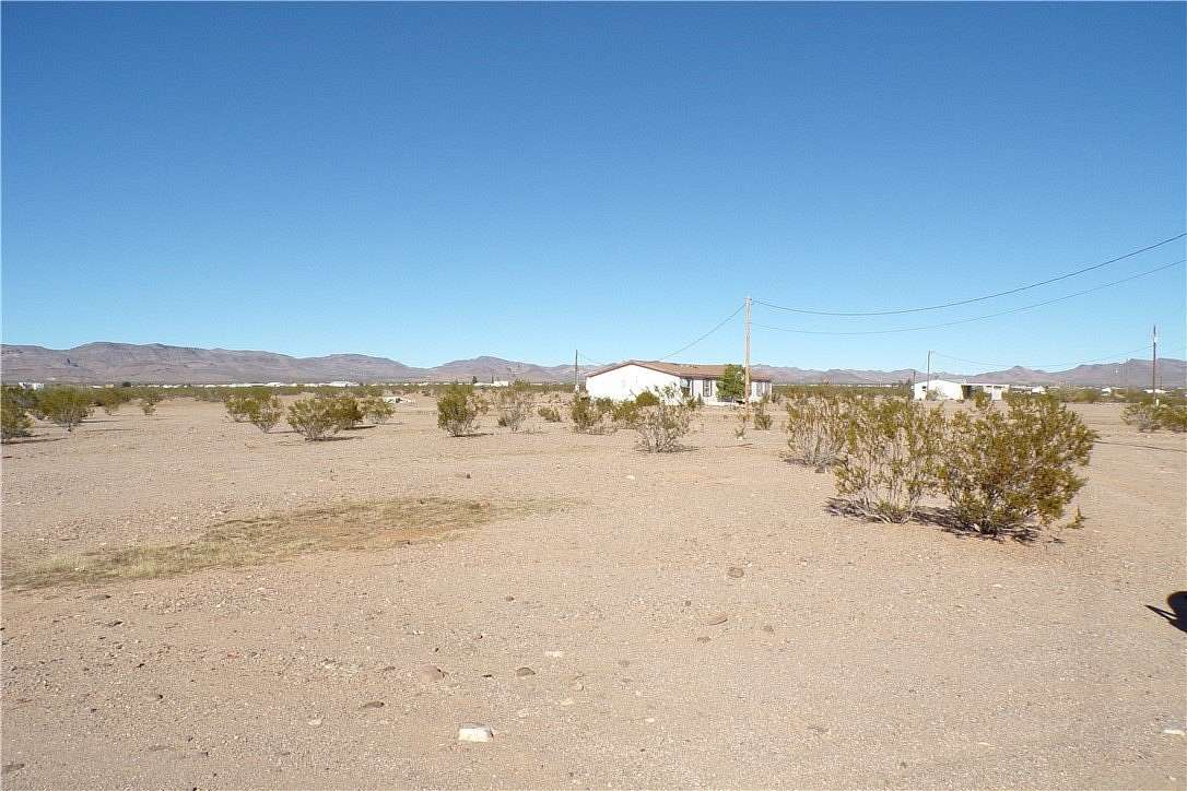 1.1 Acres of Residential Land for Sale in Golden Valley, Arizona