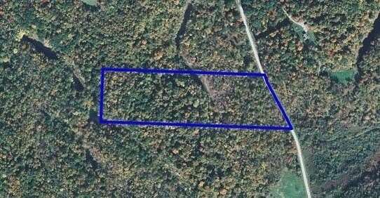 15.6 Acres of Recreational Land for Sale in Quaker City, Ohio