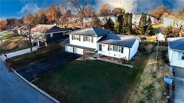 0.26 Acres of Residential Land with Home for Sale in St. Joseph, Missouri