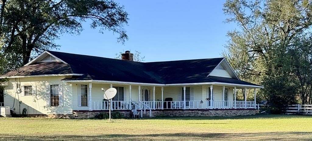 2.34 Acres of Land with Home for Sale in Nacogdoches, Texas