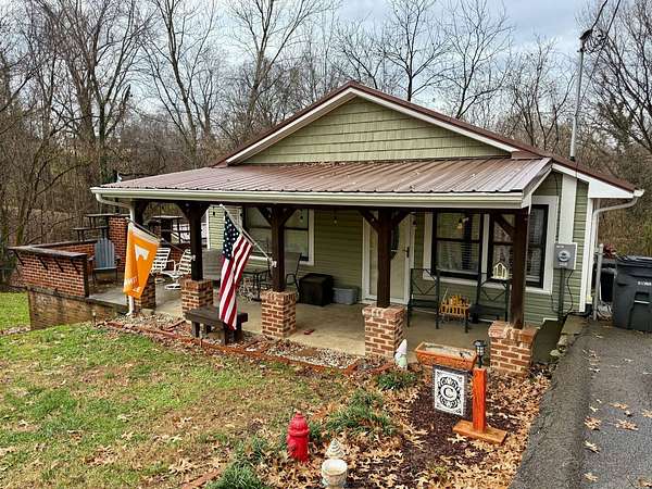 2.5 Acres of Residential Land with Home for Sale in Kingsport, Tennessee