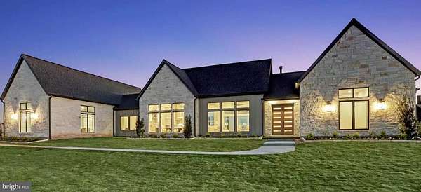 5.18 Acres of Residential Land with Home for Sale in Stephenson, Virginia