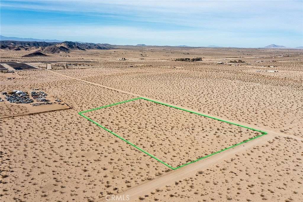 4.52 Acres of Land for Sale in Twentynine Palms, California