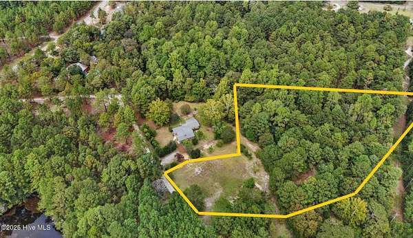 5 Acres of Residential Land for Sale in West End, North Carolina