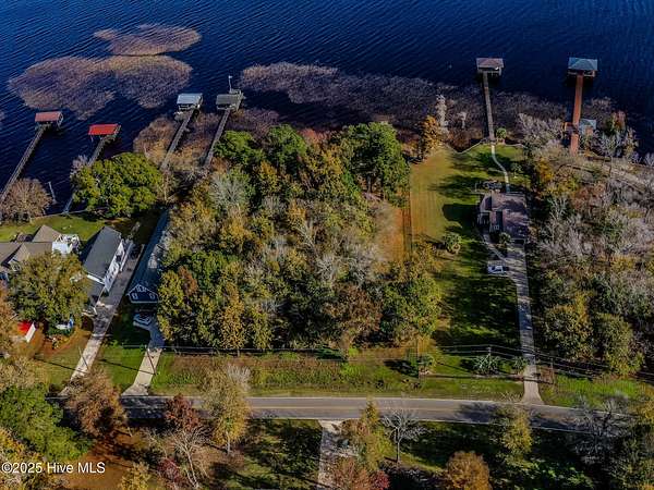 0.4 Acres of Residential Land for Sale in Lake Waccamaw, North Carolina