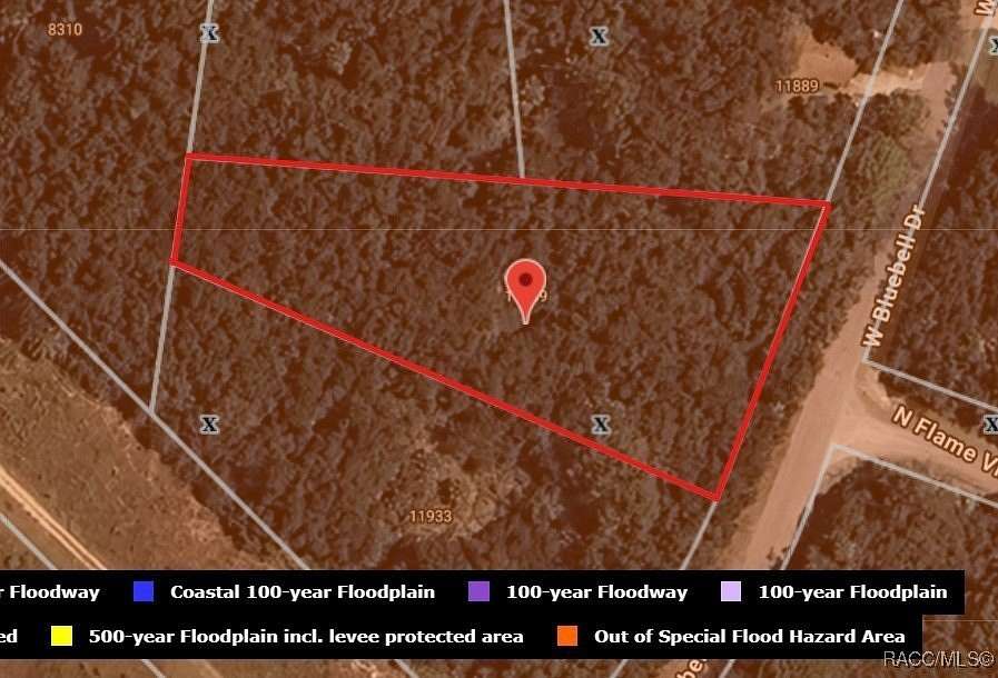 0.92 Acres of Land for Sale in Crystal River, Florida