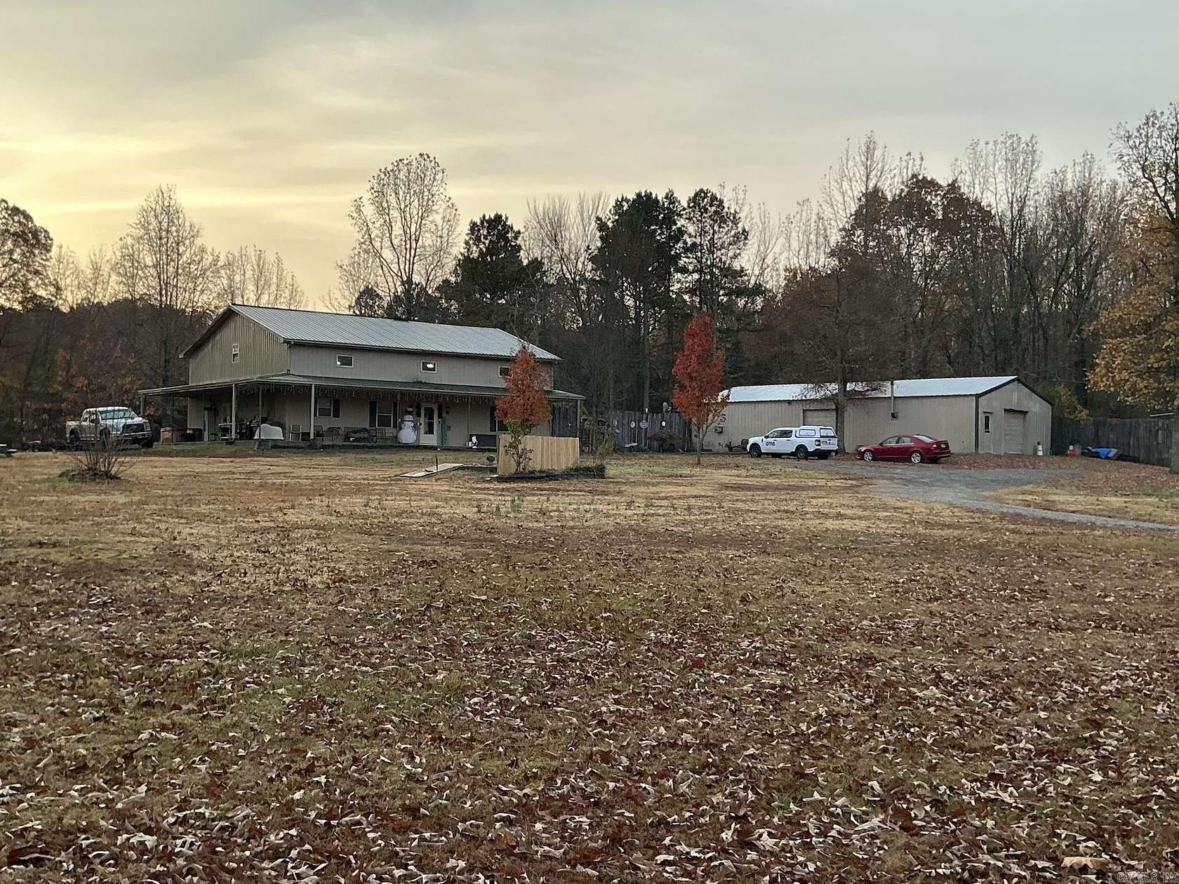 4 Acres of Residential Land with Home for Sale in Greenbrier, Arkansas