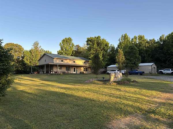 4 Acres of Land with Home for Sale in Greenbrier, Arkansas