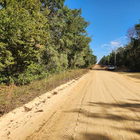 1.29 Acres of Residential Land for Sale in Interlachen, Florida