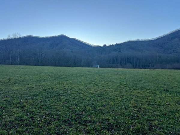 8.83 Acres of Land for Sale in Robbinsville, North Carolina