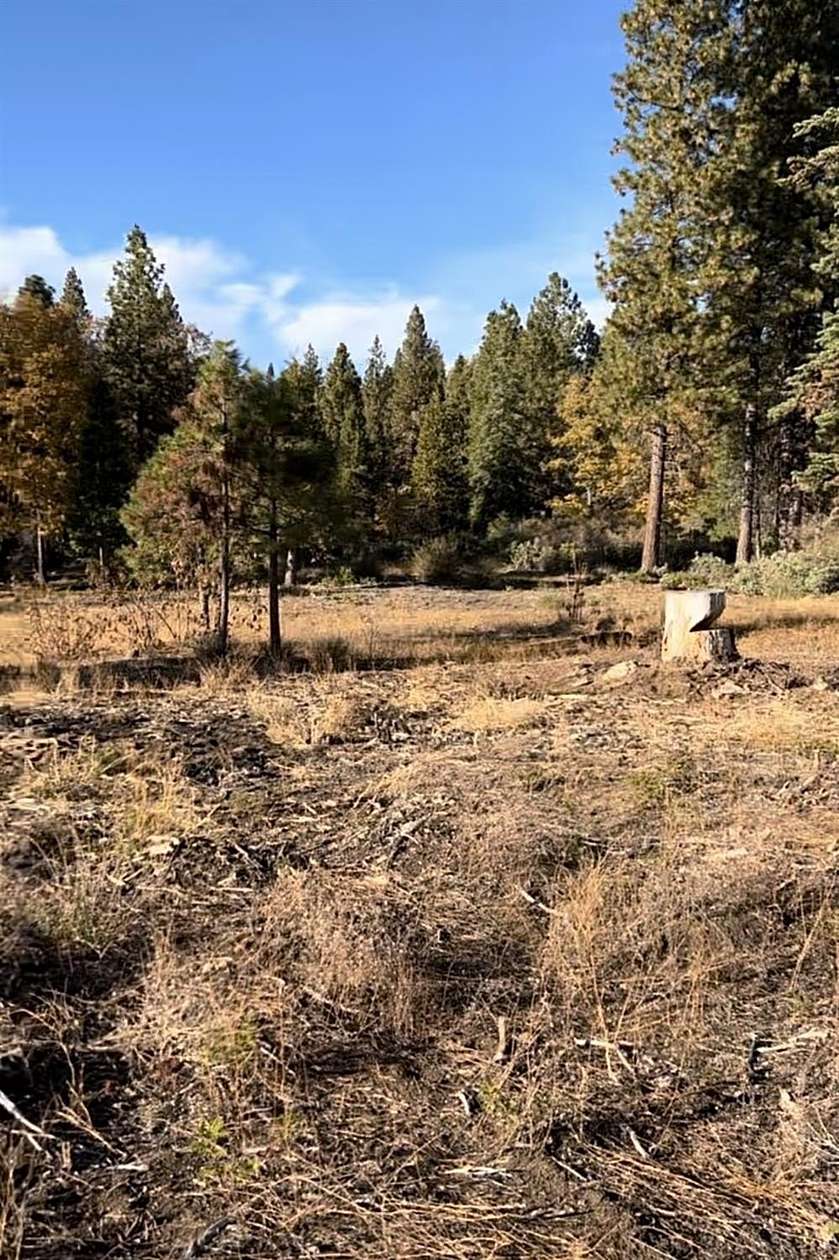 5 Acres of Land for Sale in Auberry, California