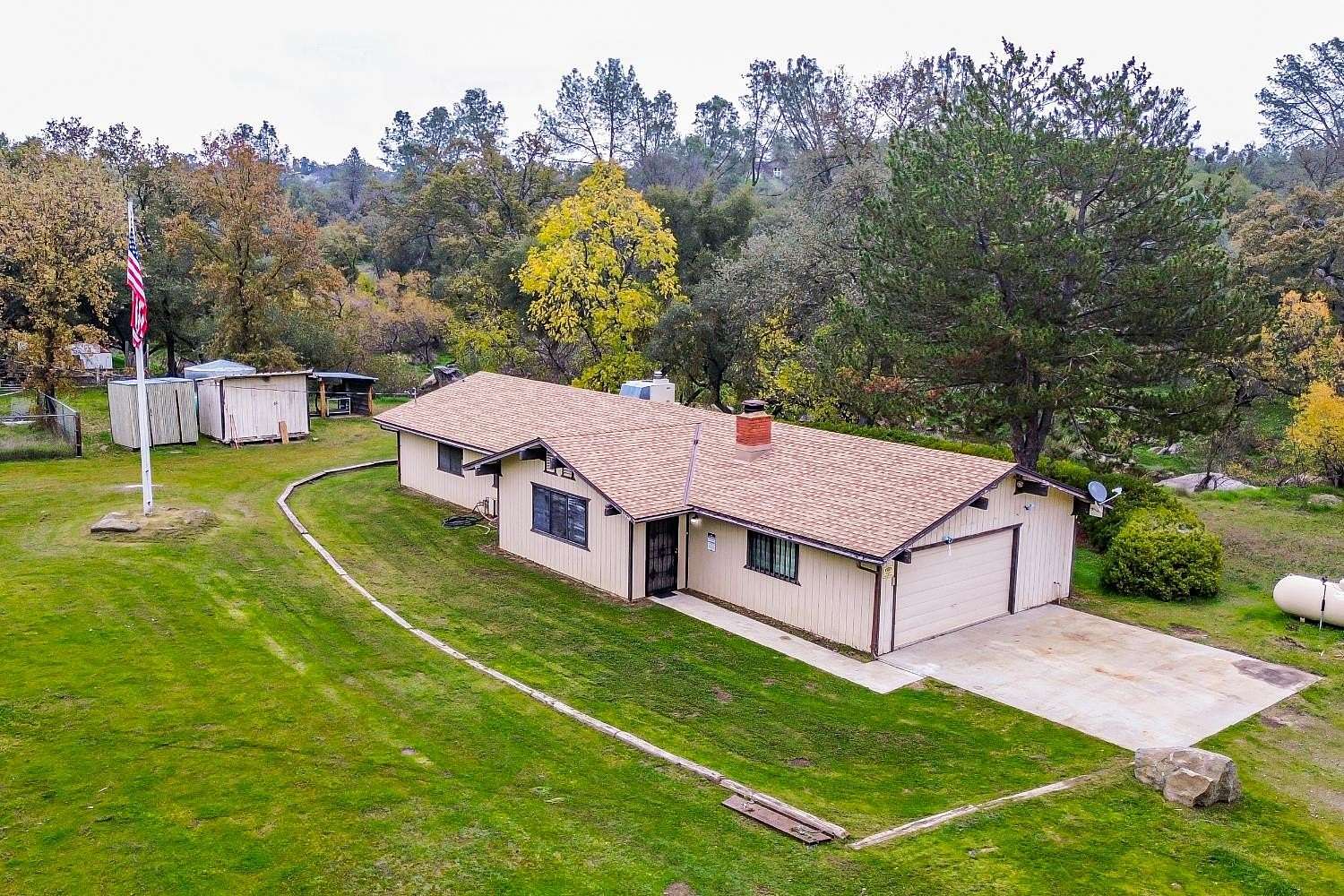 4.85 Acres of Residential Land with Home for Sale in Auberry, California