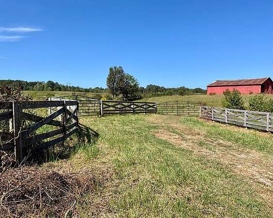 77 Acres of Agricultural Land for Sale in Ringgold, Georgia