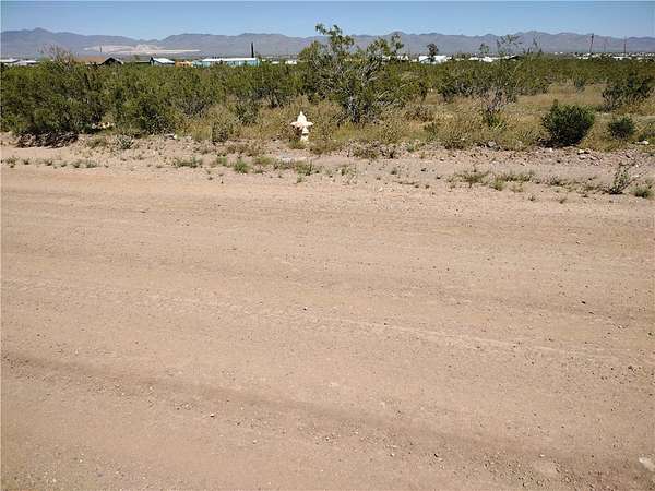 1.17 Acres of Land for Sale in Golden Valley, Arizona