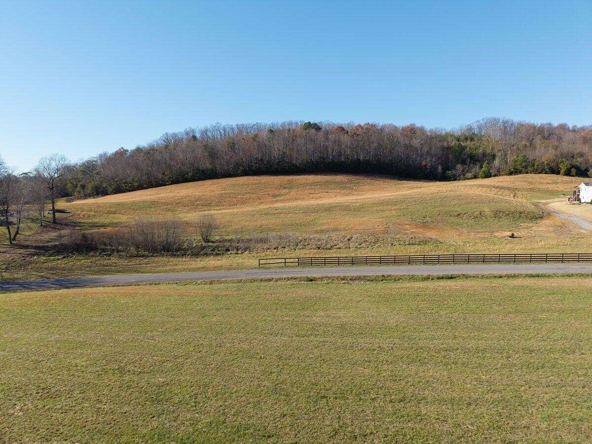 5.8 Acres of Residential Land for Sale in Athens, Tennessee