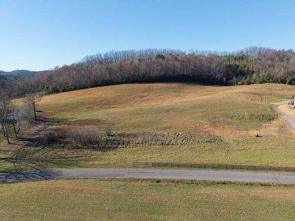 7 Acres of Residential Land for Sale in Athens, Tennessee