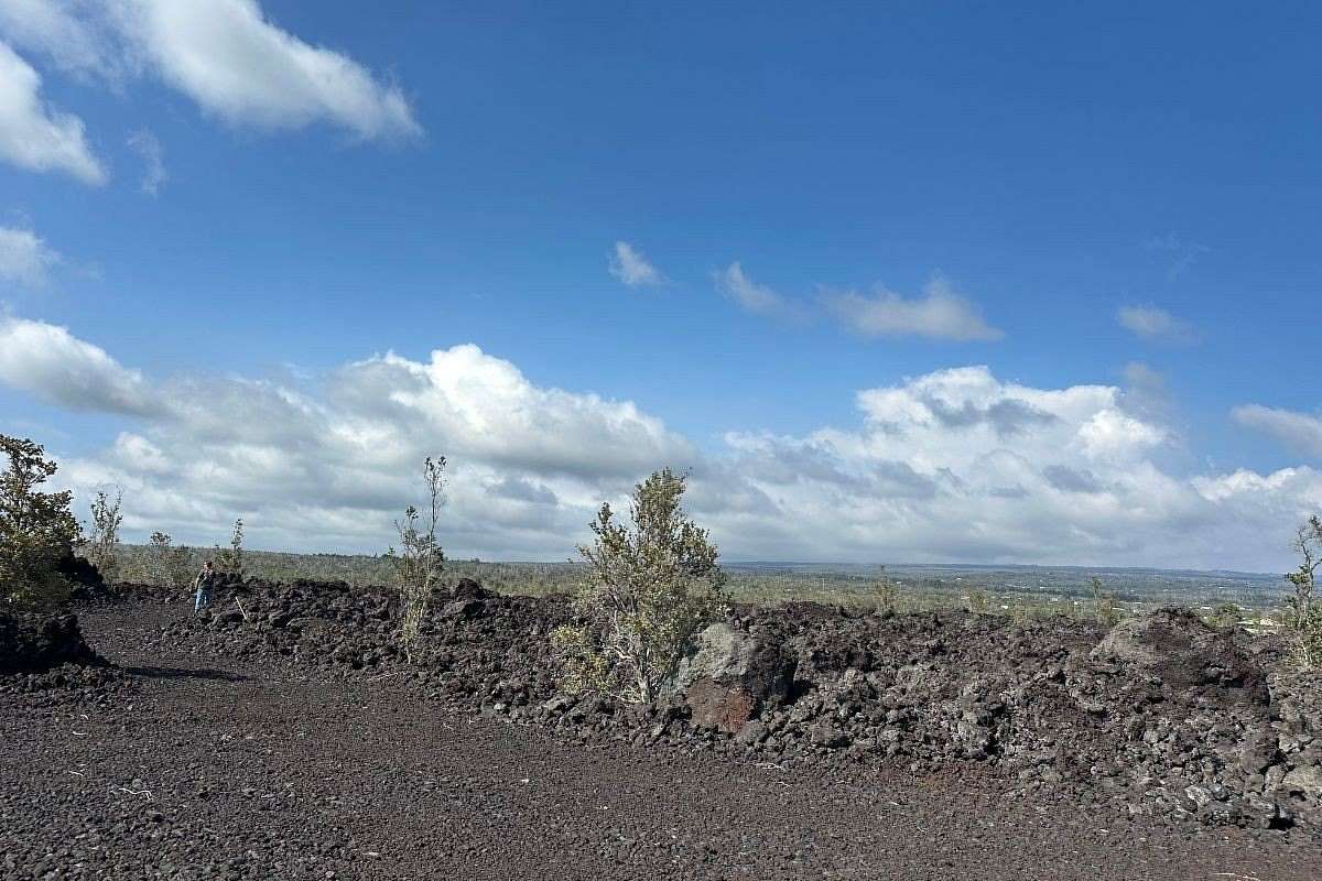 3 Acres of Residential Land for Sale in Hawaiian Ocean View, Hawaii