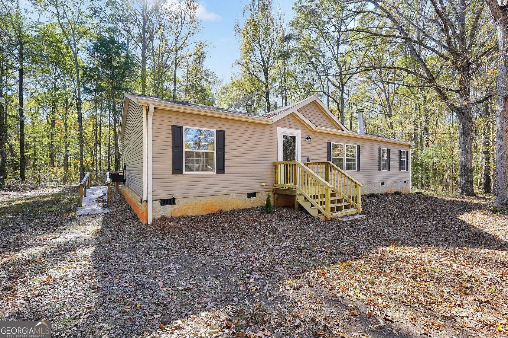 2.7 Acres of Residential Land with Home for Sale in Thomaston, Georgia