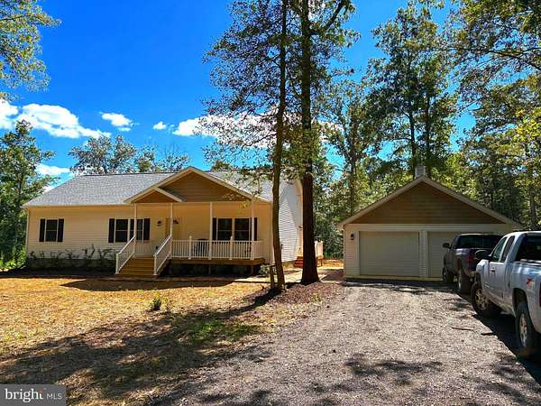 10 Acres of Recreational Land with Home for Sale in Charles City, Virginia