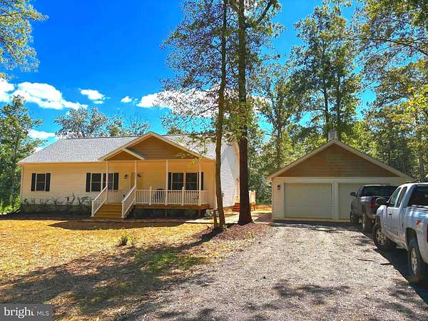 10 Acres of Recreational Land with Home for Sale in Charles City, Virginia