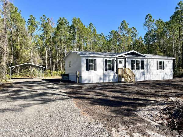 1.7 Acres of Residential Land with Home for Sale in Palatka, Florida