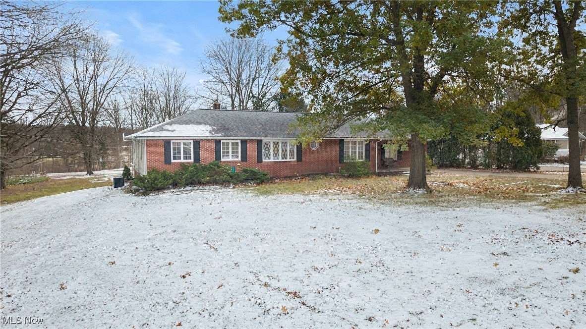 2.8 Acres of Residential Land with Home for Sale in Akron, Ohio