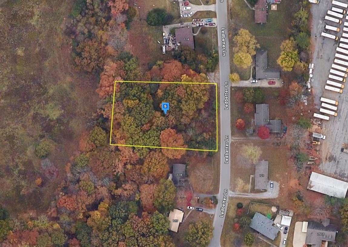 0.84 Acres of Residential Land for Sale in Clarksville, Tennessee