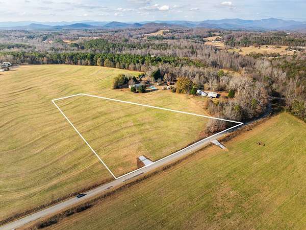 5 Acres of Residential Land for Sale in Pickens, South Carolina