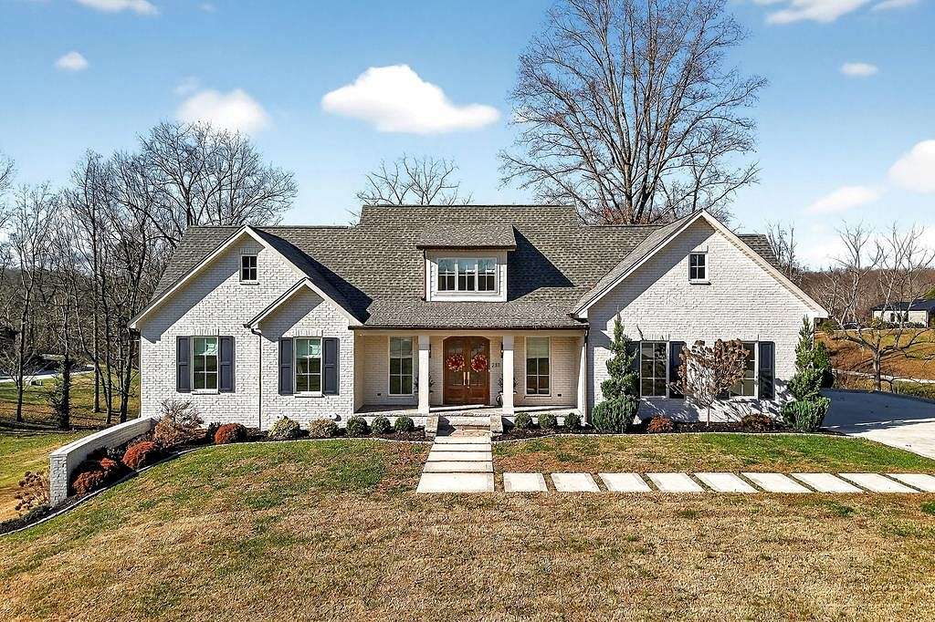 3.13 Acres of Residential Land with Home for Sale in Cookeville, Tennessee