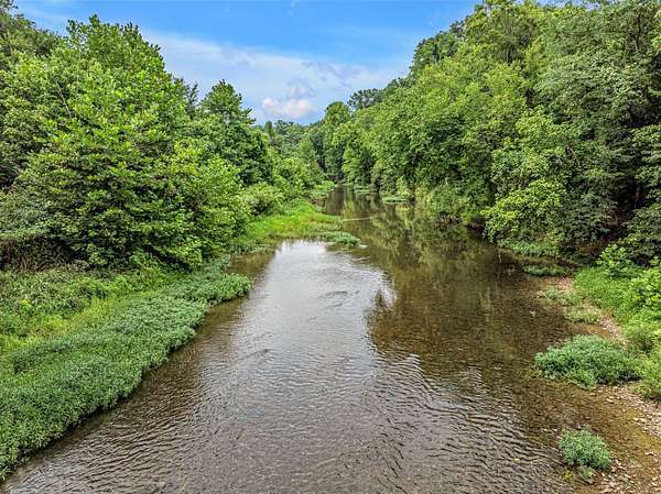 803 Acres of Improved Land for Sale in White Bluff, Tennessee