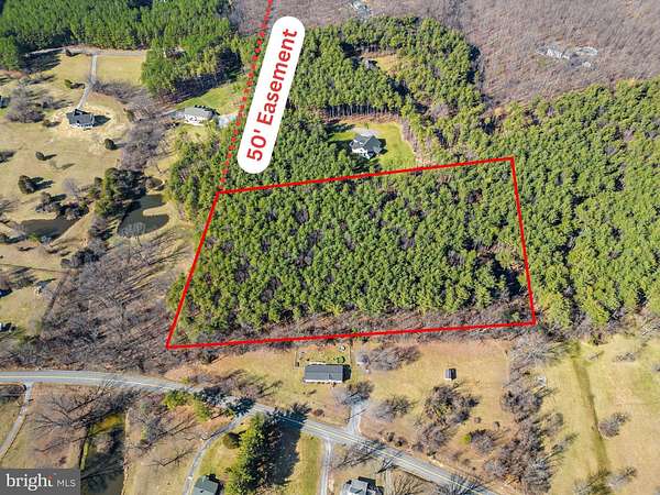 5 Acres of Residential Land for Sale in Stephenson, Virginia