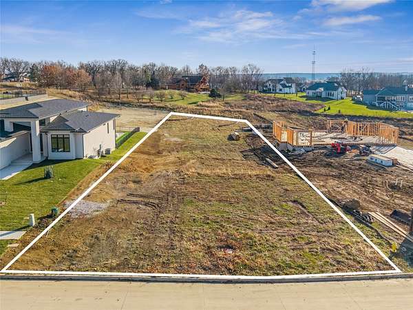 0.75 Acres of Residential Land for Sale in West Des Moines, Iowa