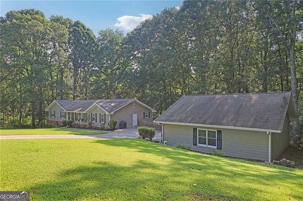 2.75 Acres of Residential Land with Home for Sale in Conyers, Georgia