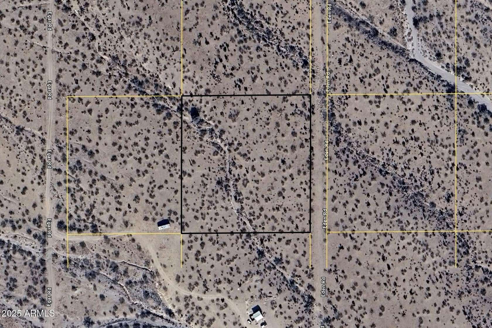 2.35 Acres of Land for Sale in Golden Valley, Arizona