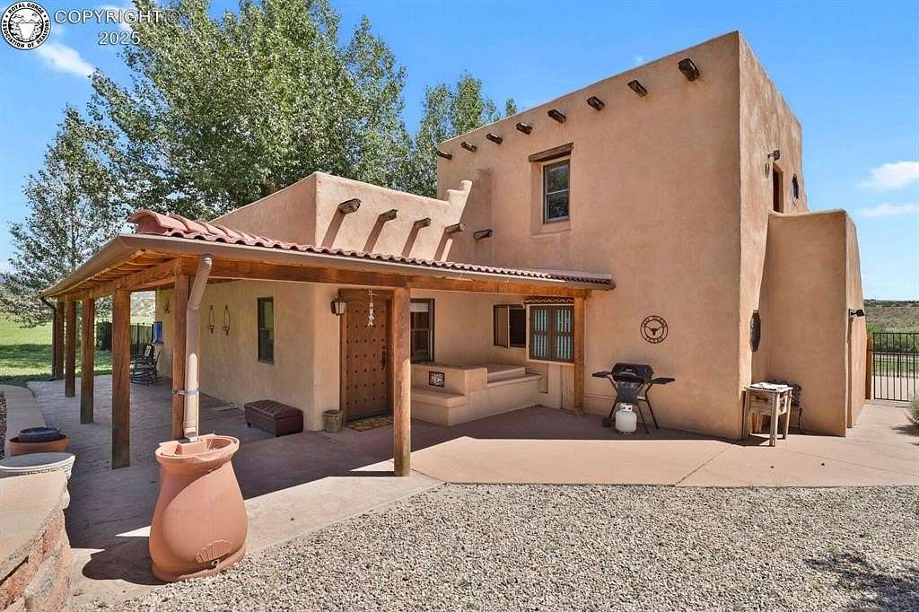 108 Acres of Land with Home for Sale in Penrose, Colorado